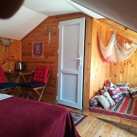 Three Gracia Hotel Szenaki Kültér fotó
